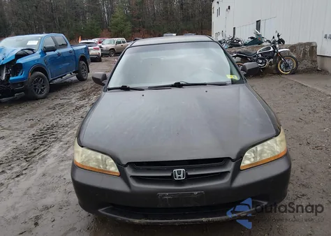 1999 Honda Accord Lx from USA, damaged, VIN 1HGCG6650XA076581